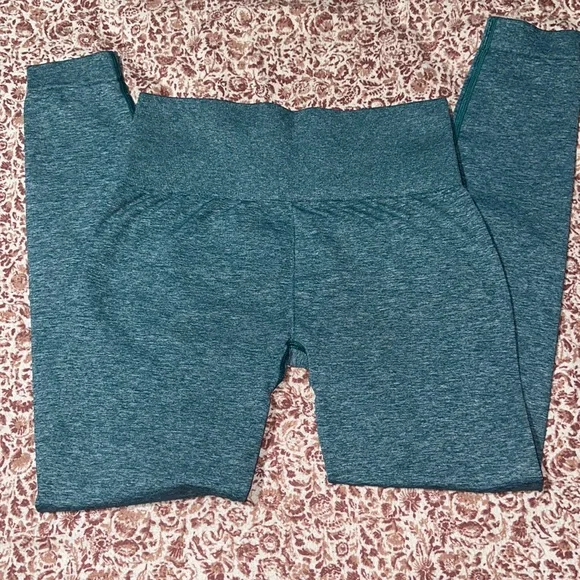 Gymshark leggings - Picture 2 of 2